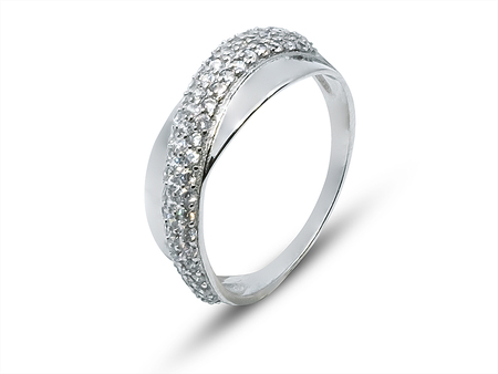 Efektní prsten ze stříbra s řadou kamenů 12