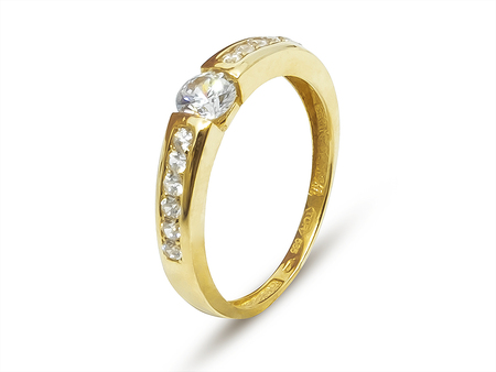 Výrazný zásnubní prsten ze žlutého zlata 18