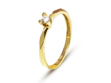 Zásnubní prsten s vybroušenou obroučkou ze žlutého zlata 19